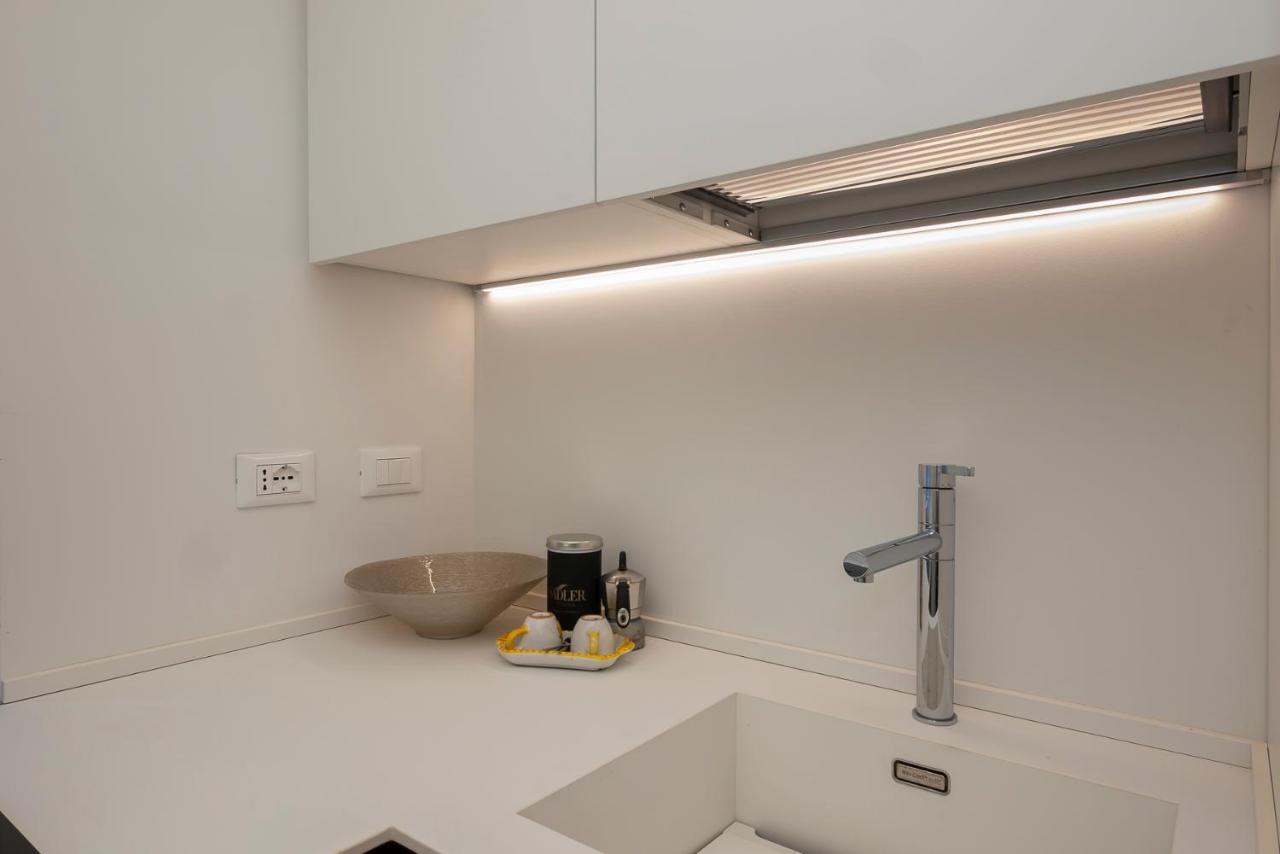 Luxury Apartment Near Arco Della Pace Guerrazzi 9 밀라노 외부 사진